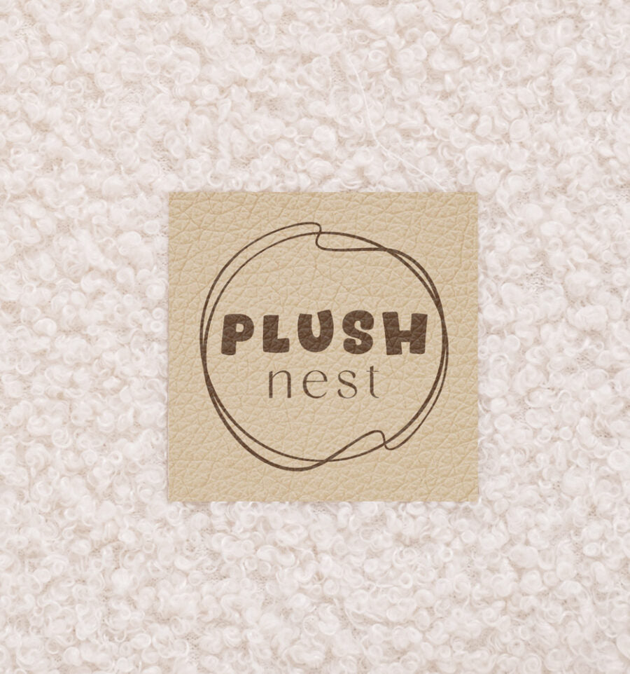 Plush Nest børnestol i cream – blød teddy-finish