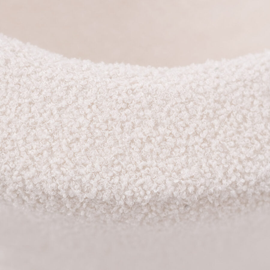 Plush Nest børnestol i cream – blød teddy-finish