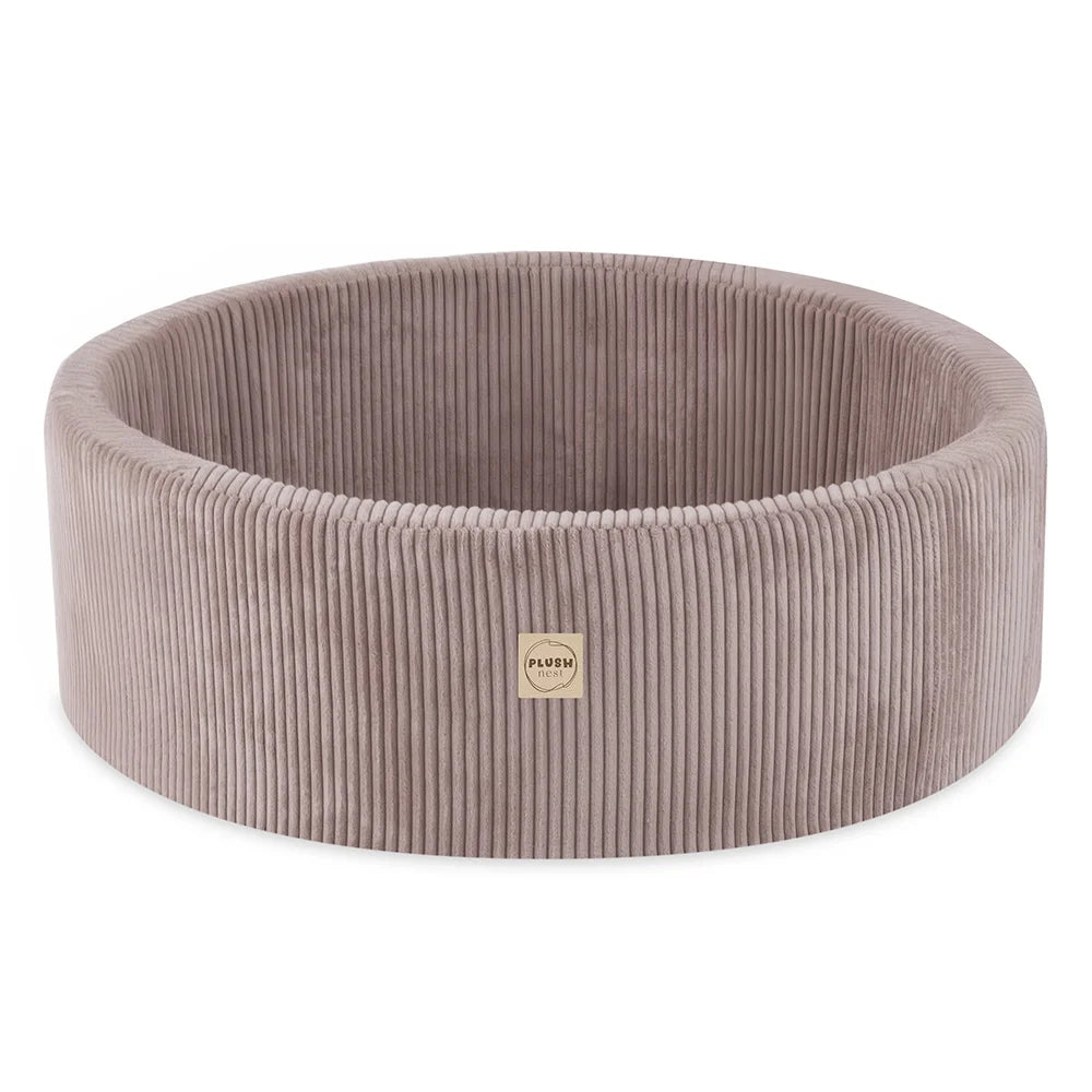 Plush Nest tumlesæt med boldbassin, triangel og 200 bolde, beige, premium fløjl