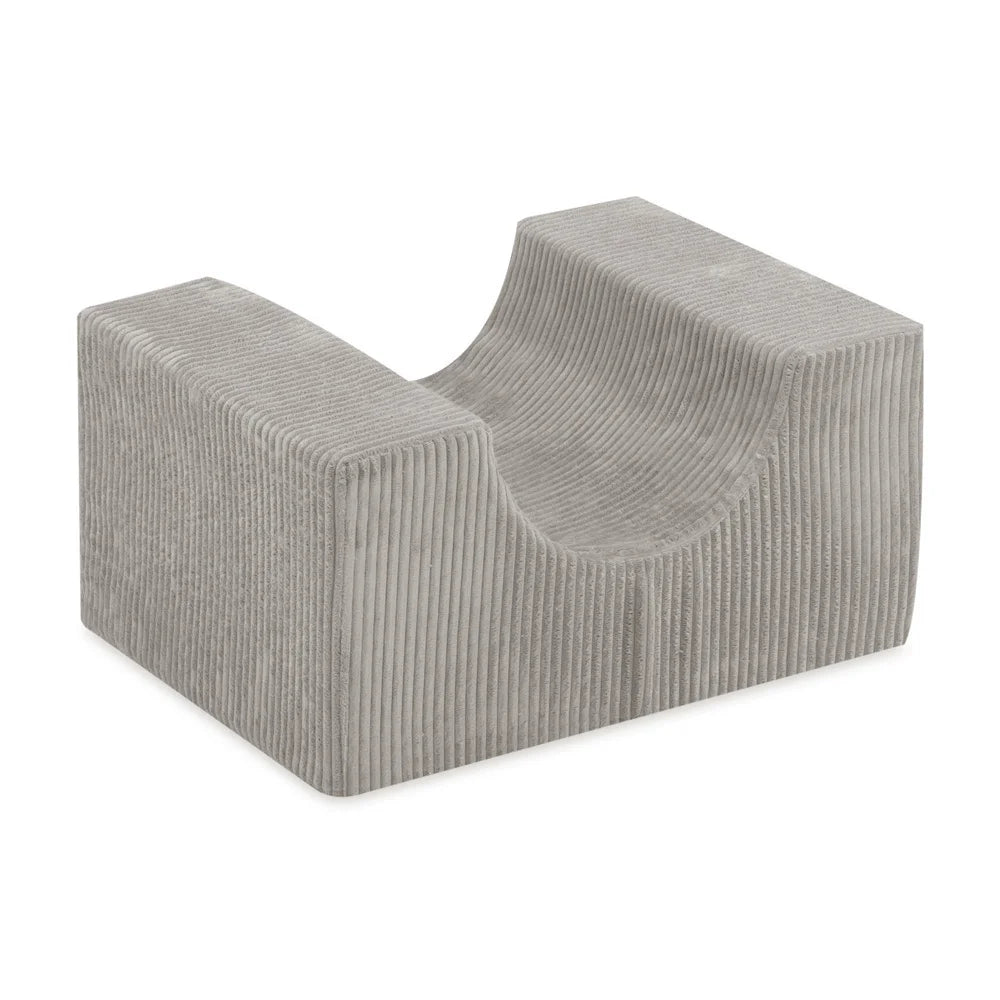 Plush Nest stort tumlesæt i skum med stort boldbassin – beige fløjl, inkl. 150 bolde (perlemor, guld)