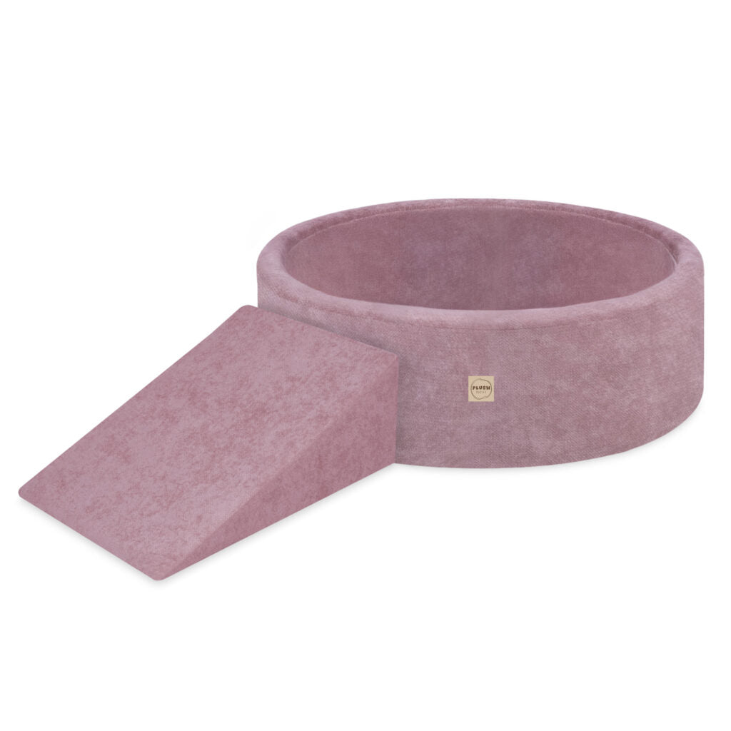 Plush Nest tumlesæt med boldbassin, skumtrekant og 200 bolde – premium chenille – Rosa