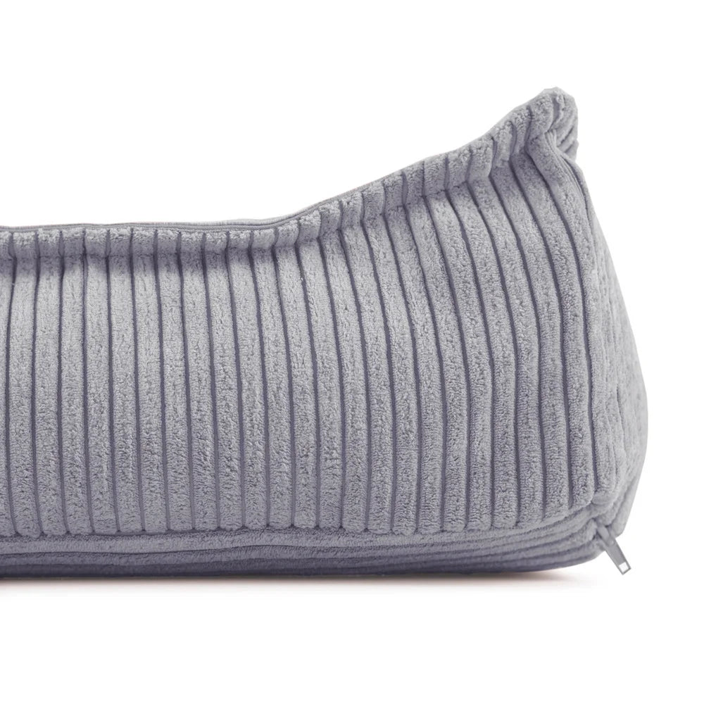 Plush Nest Puff – gulvpude 60x60 cm i grå fløjl