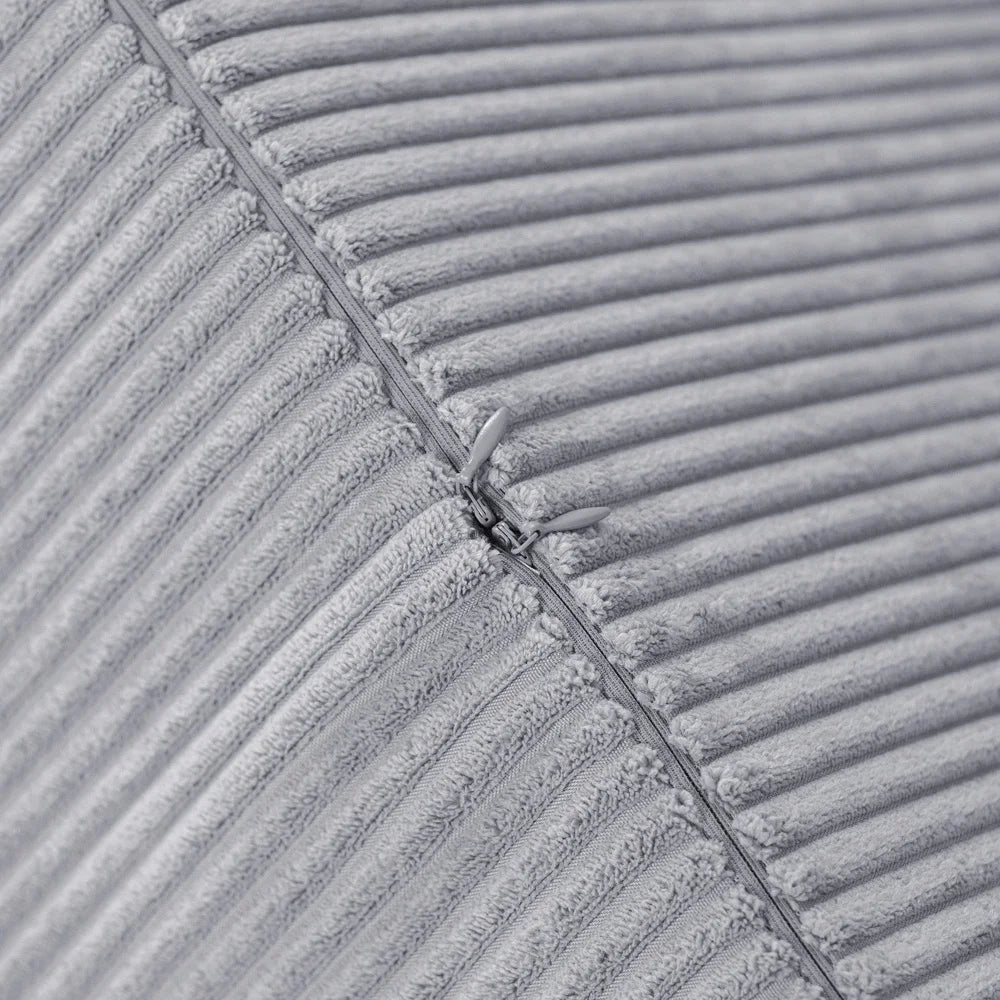Plush Nest rund puf, 40×30 cm, grå, premium fløjl