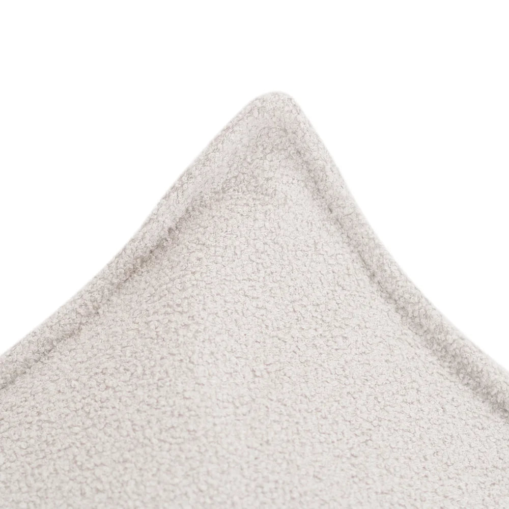 Plush Nest Puff – gulvpude 60x60 cm i cream lammeskind
