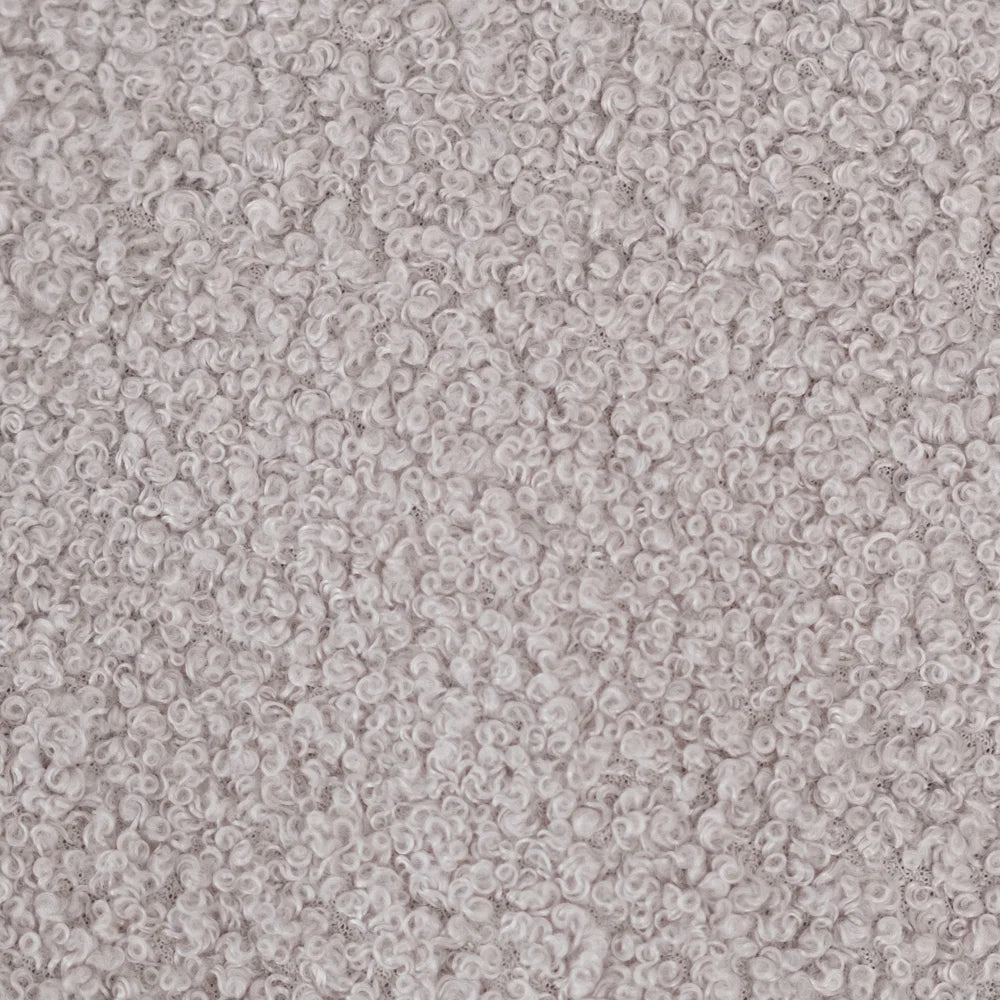 Plush Nest Puff – gulvpude 60x60 cm i grå lammeskind