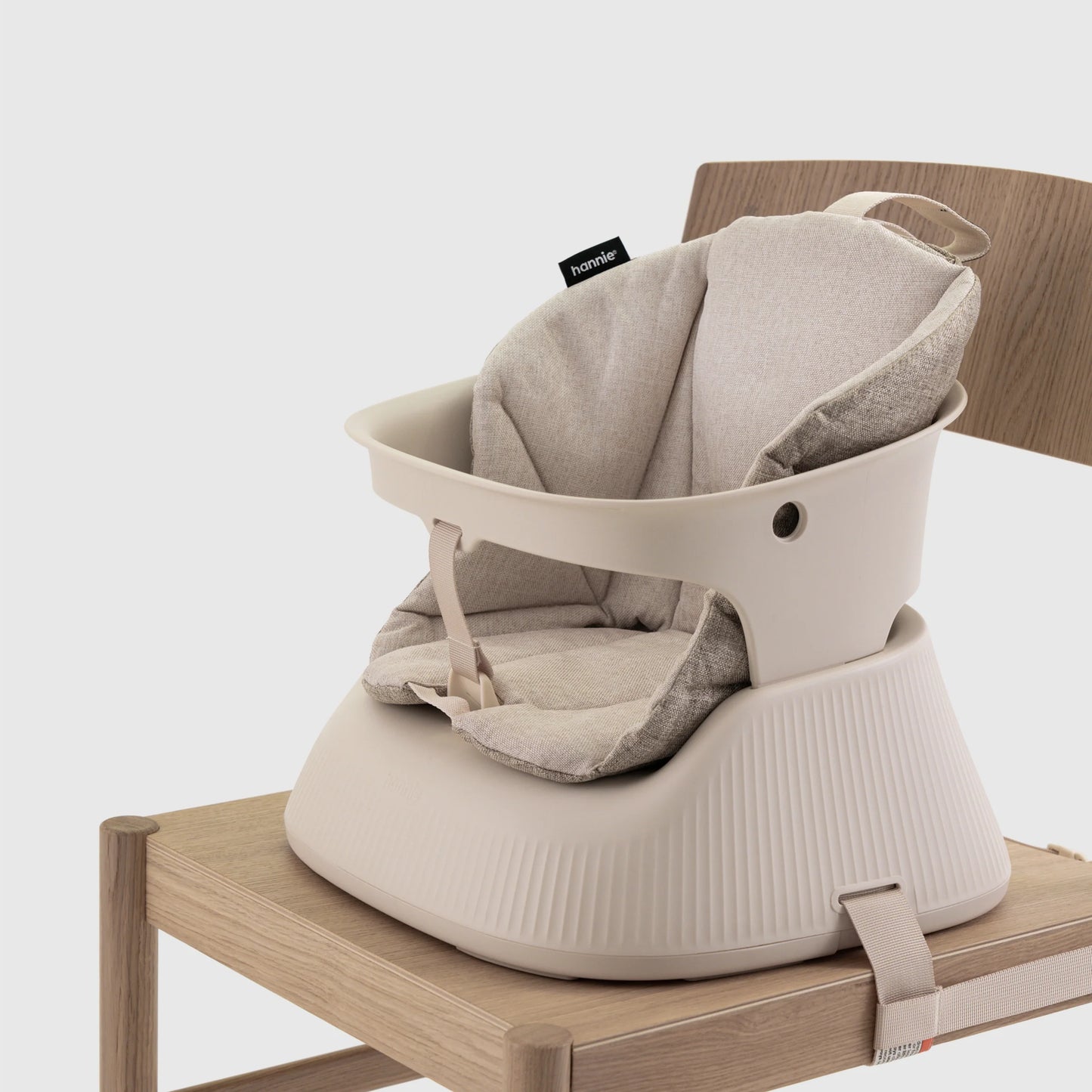 Hannie transportabel højstol – White Sand