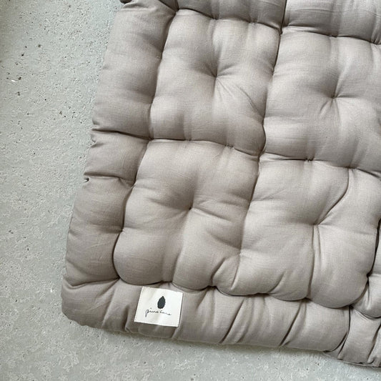 Pine Cone legemåtte - kapokfyld – Mushroom