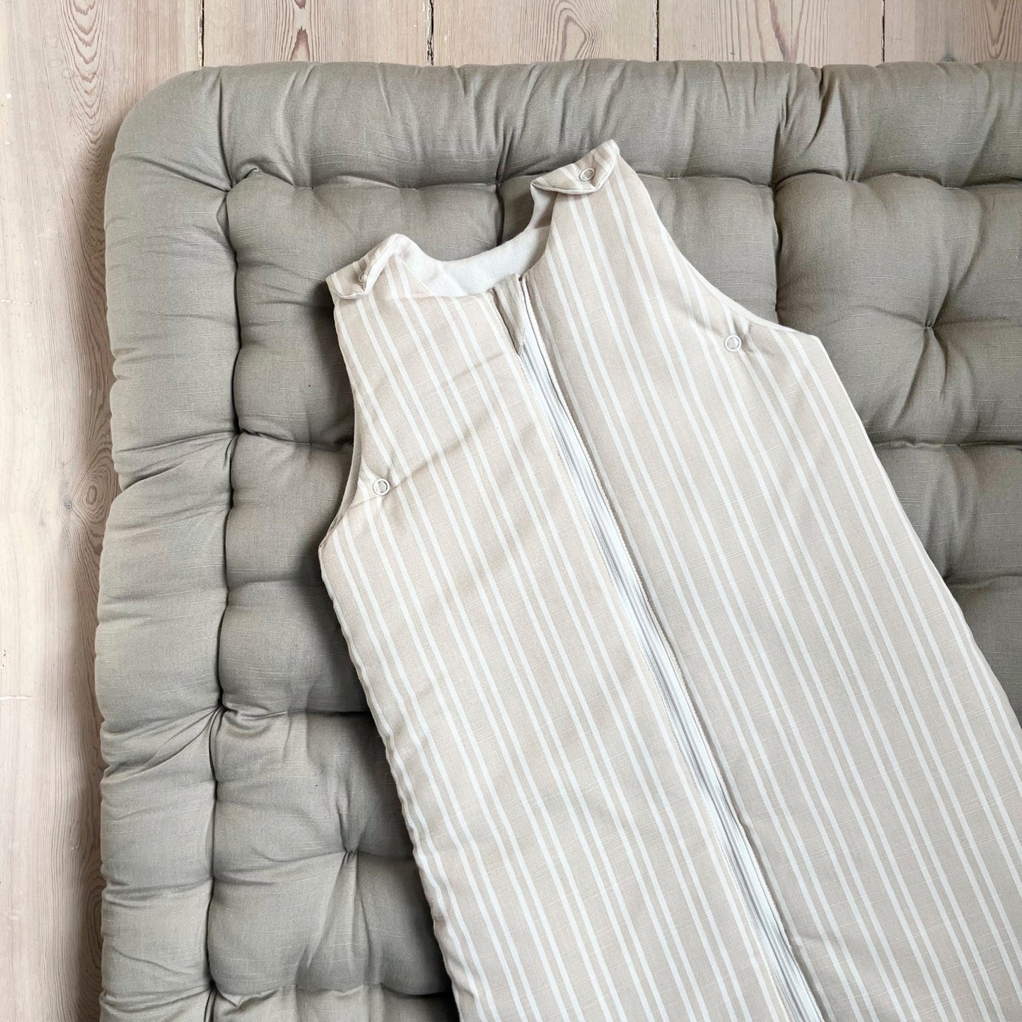 Pine Cone legemåtte - kapokfyld – Mushroom