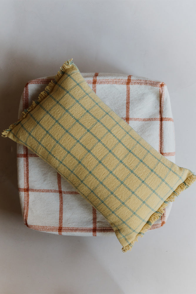 Lorena Canals pude – geo block honey 50x30 cm