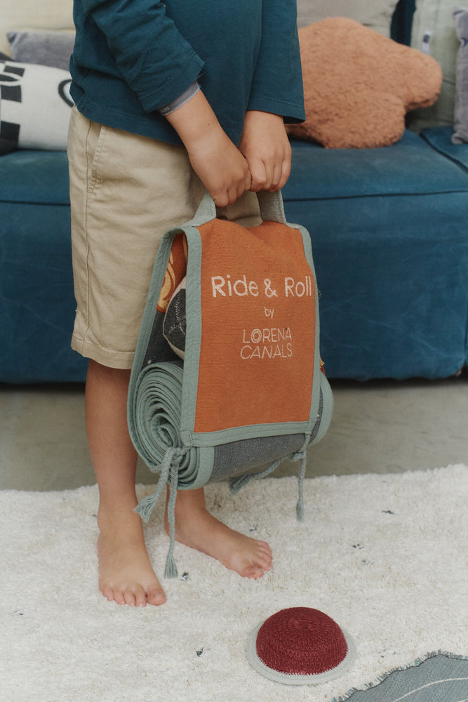Lorena Canals Green Toy Ride & Roll Milky Way – rumleg på farten