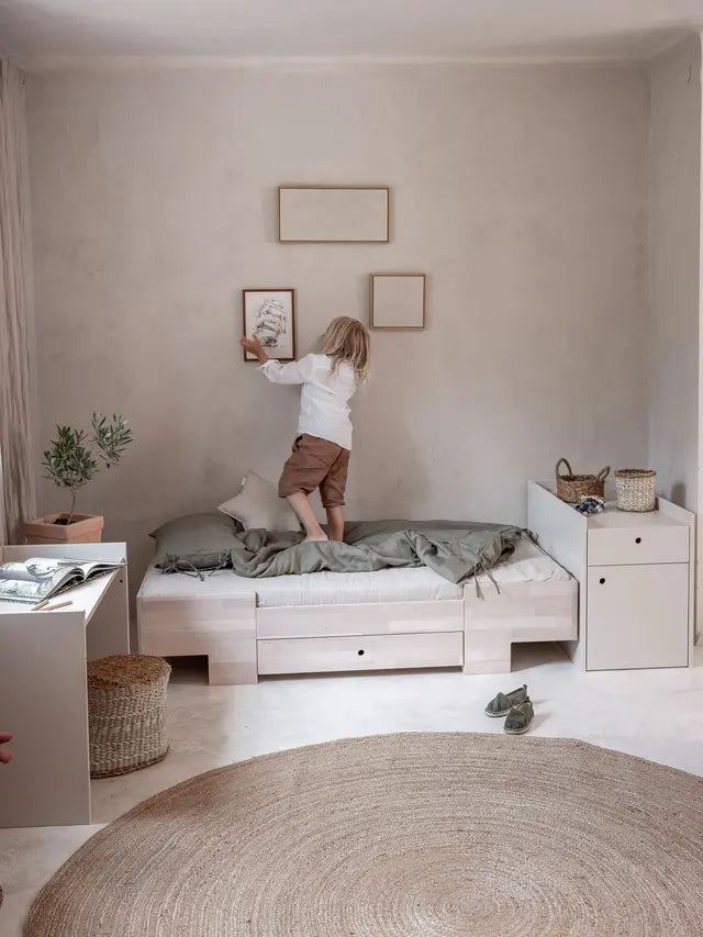Wood Luck Design - Smart - tremme-/børneseng 80x120 cm til 80x160 cm – sand beige