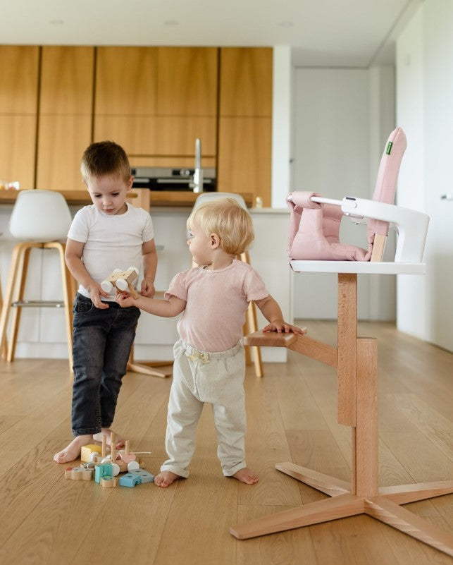 Norstol Peak højstol med babyindsats – hvid