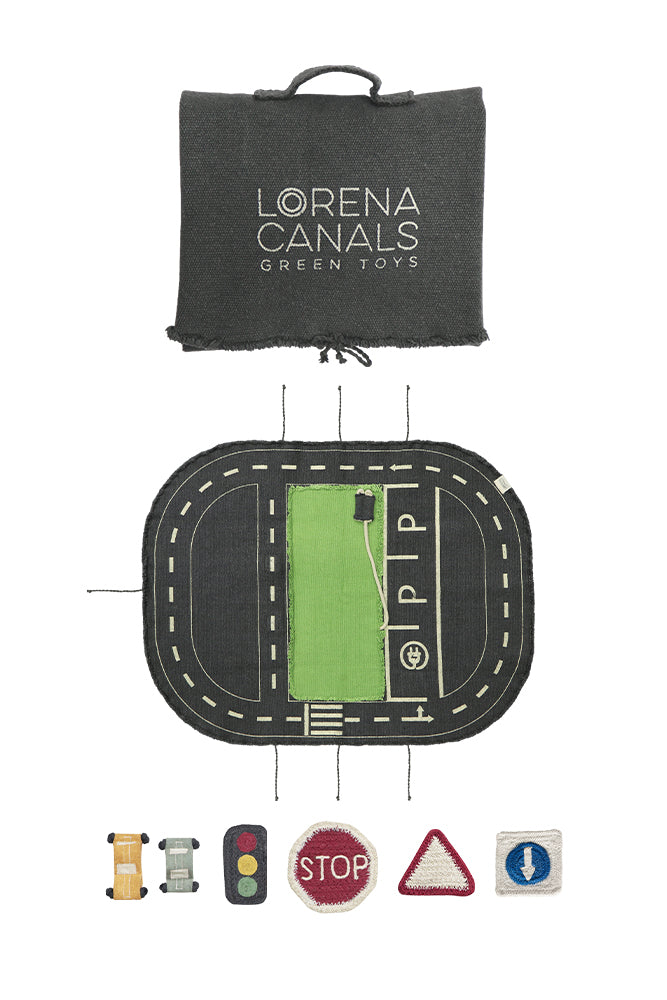Lorena Canals Small World Green Toy Eco-City – legesæt med elbiler og byliv