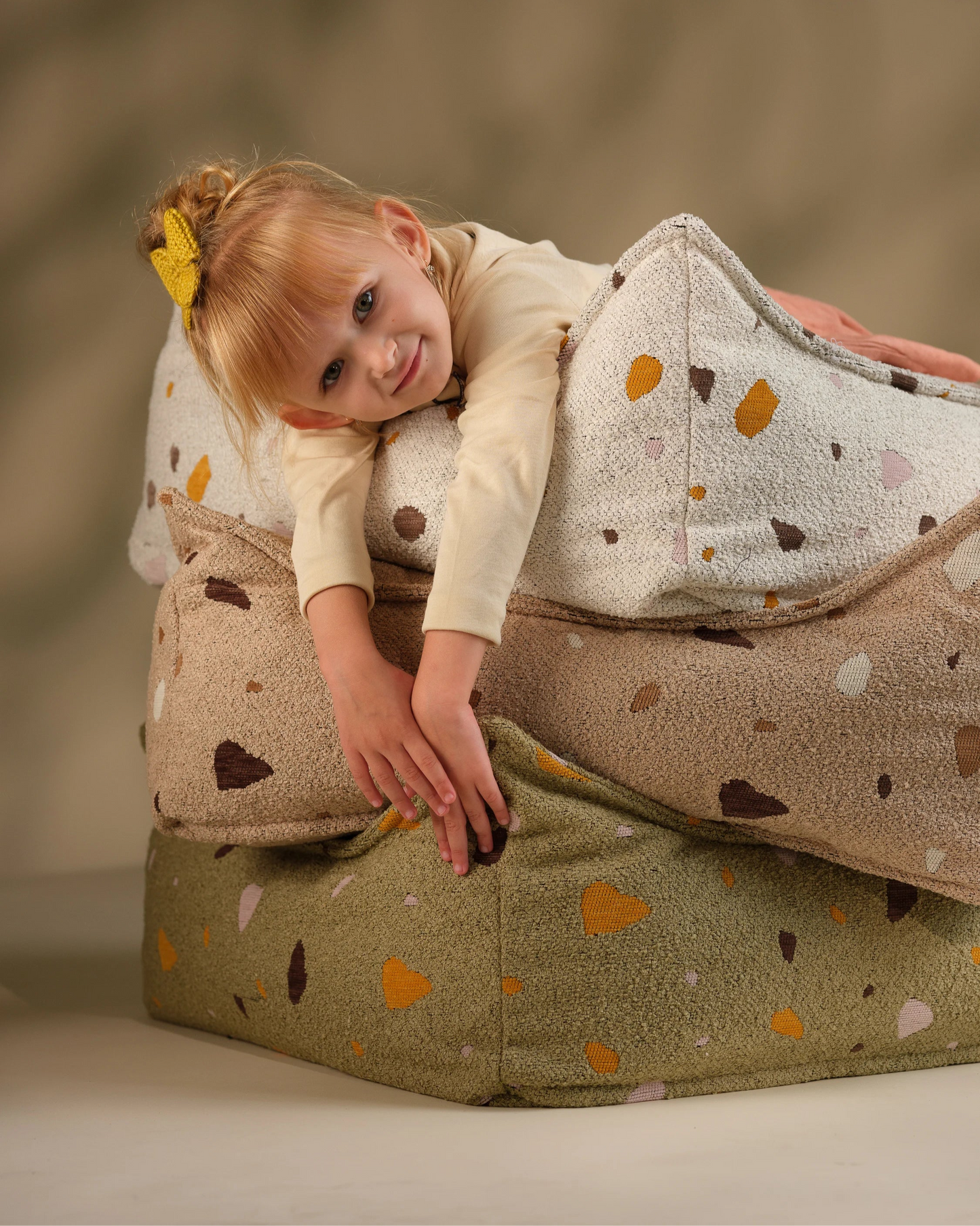 Wigiwama firkantet puf – Terrazzo Sand