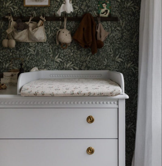 Gustavienne pusletop til kommode i hvid – passer til Gustavienne kommode