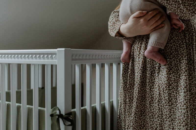 Gustavienne tremmeseng med madras - Hvid