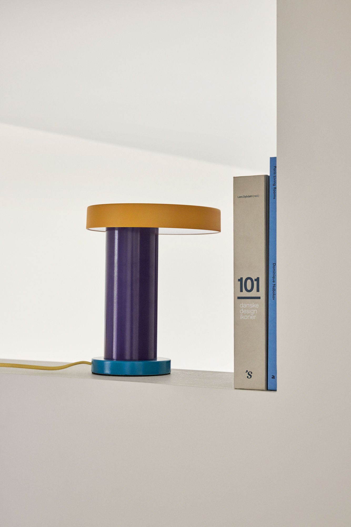 Hübsch Magic bordlampe – lilla/gul