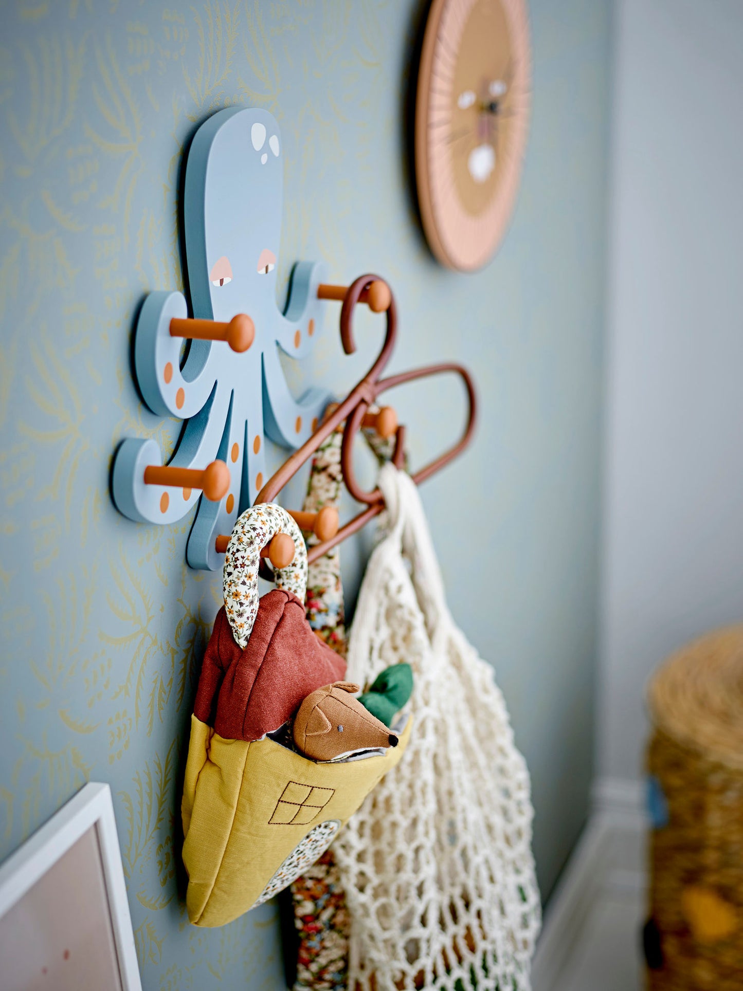 Bloomingville MINI Oswall Knagerække – Blå – MDF
