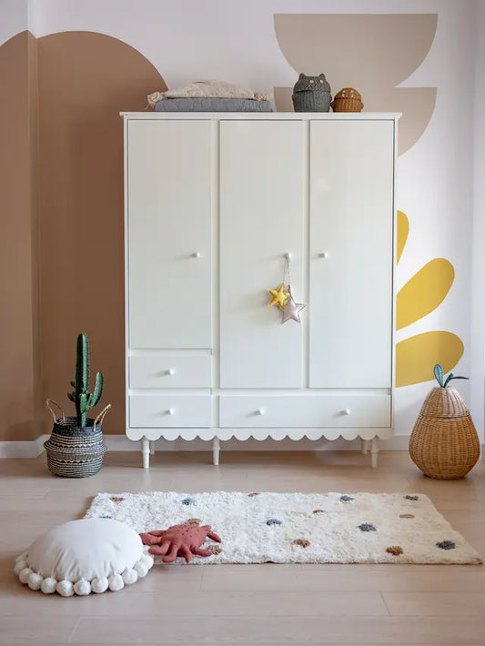 Wood Luck Design - Babushka - garderobeskab med 3 låger – hvid