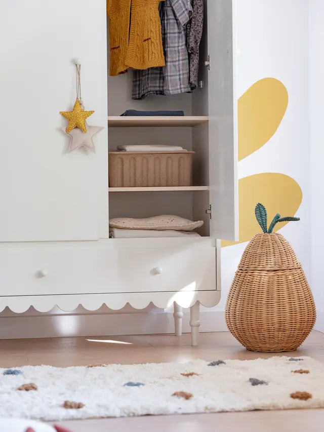 Wood Luck Design - Babushka - garderobeskab med 3 låger – hvid