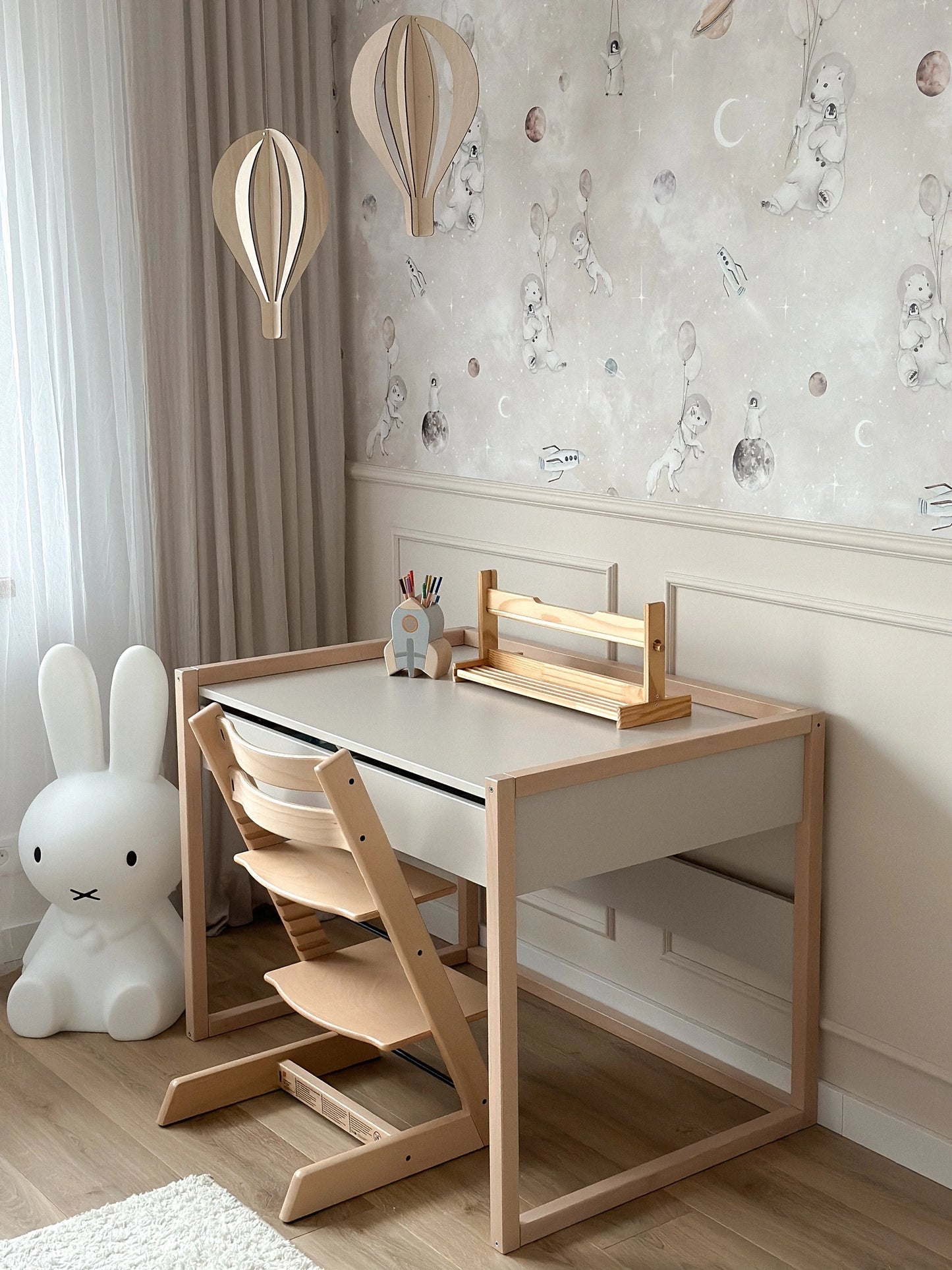 Wood Luck Design - Basic - skrivebord med skuffer – cashmere