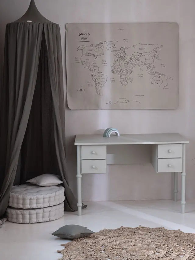 Wood Luck Design - Babushka - skrivebord – olivengrøn