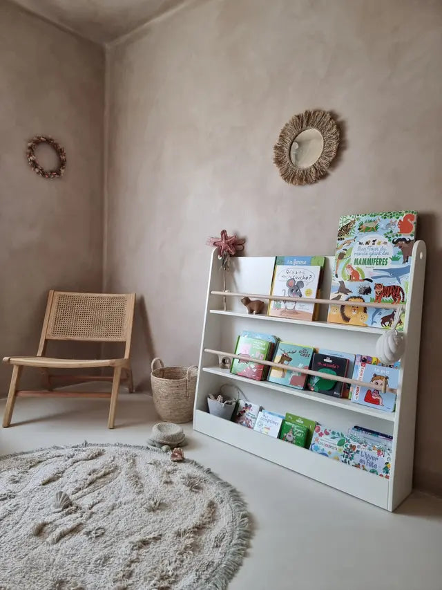 Wood Luck Design - Bookworm bogreol til børn – hvid
