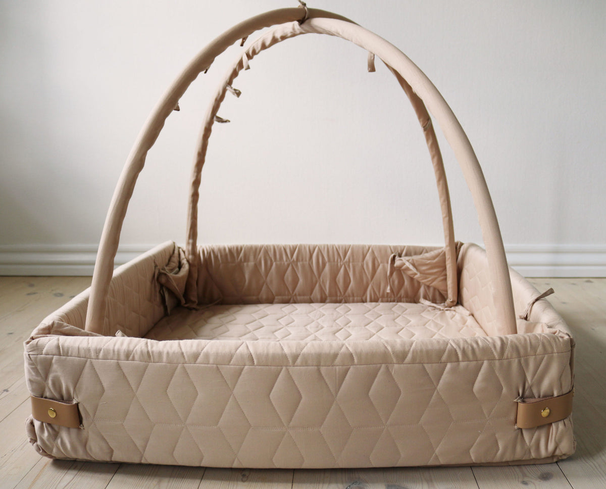 Filibabba Aktivitetsnest - Soft quilt - Doeskin