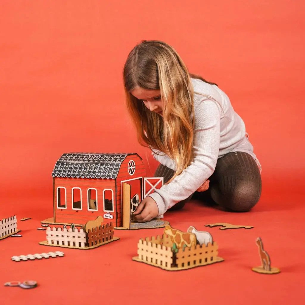 Barn Life – Colour-Your-Own Wooden Play Set
