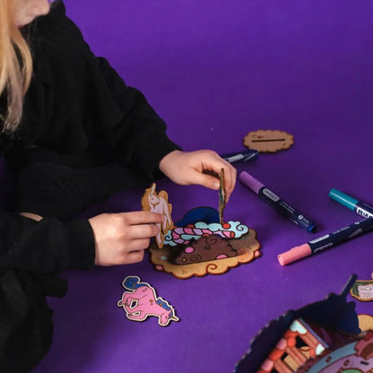 Candy Land – Colour-Your-Own Wooden Unicorn Play Set