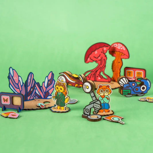 Eco Detectives – Colour-Your-Own Wooden Explorer Play Set