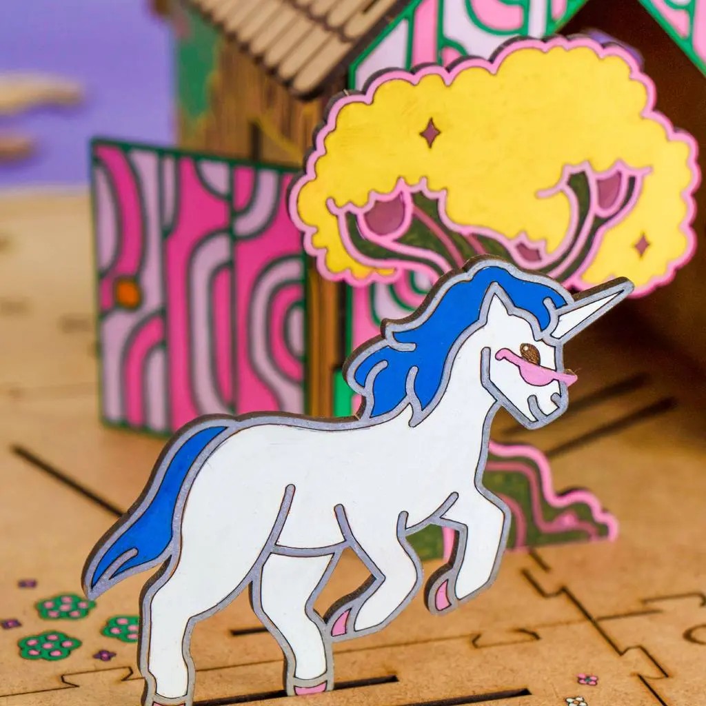 Rainbow Friends – Colour-Your-Own Wooden Unicorn Set