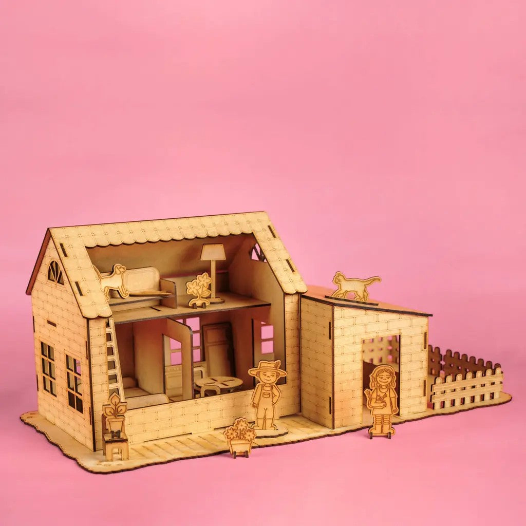 The Farmhouse – Colour-Your-Own Wooden Play Set