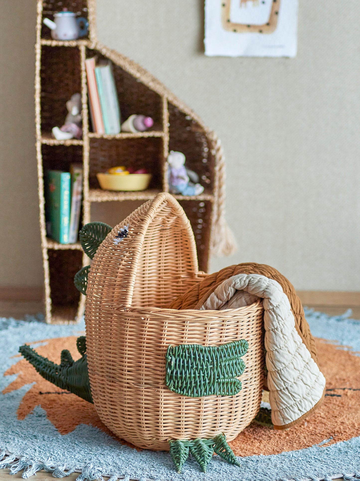 Bloomingville MINI Eddi kurv – Dinosaur i naturfarvet rattan