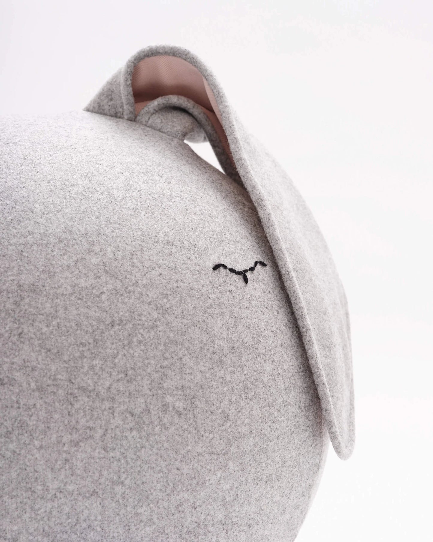 bada&bou – da – den hoppende kanin – grå melange