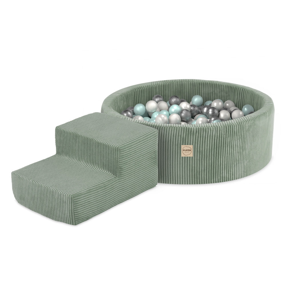 Plush Nest Mini Playground tumlesæt med boldbassin og trappe – Green