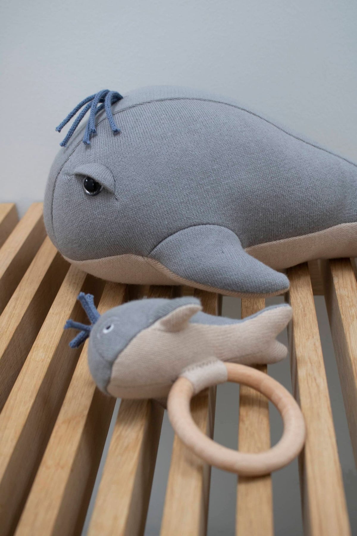 Filibabba bamse 30 cm – Willie the Whale Grey