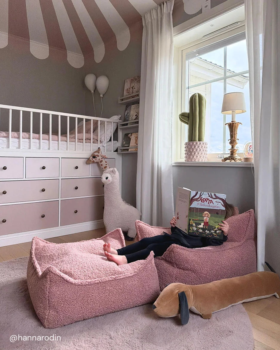 Wigiwama sækkestol i teddy – Guava Pink