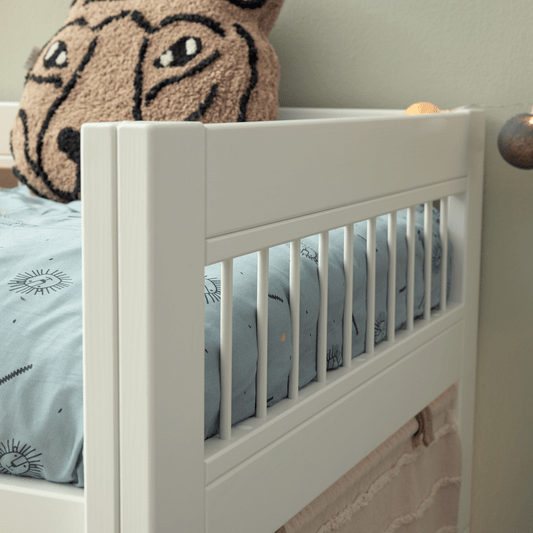 LIFETIME Kidsrooms Breeze højseng med stige 90 x 200 cm – 152 cm