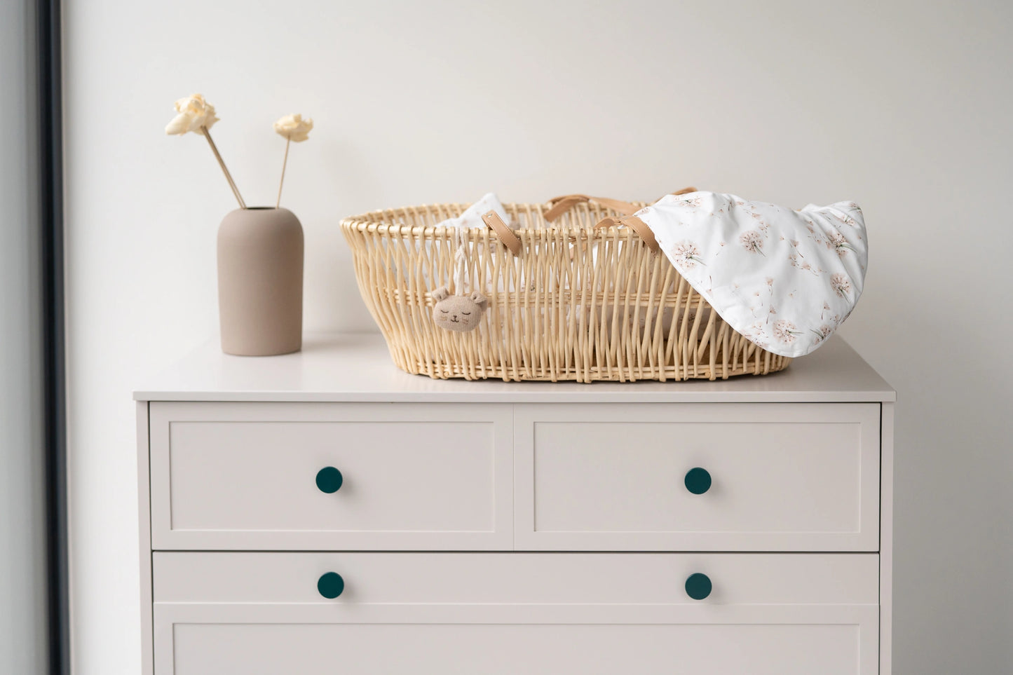 Wood Luck Design - Vintage - kommode med 3 skuffer – cashmere