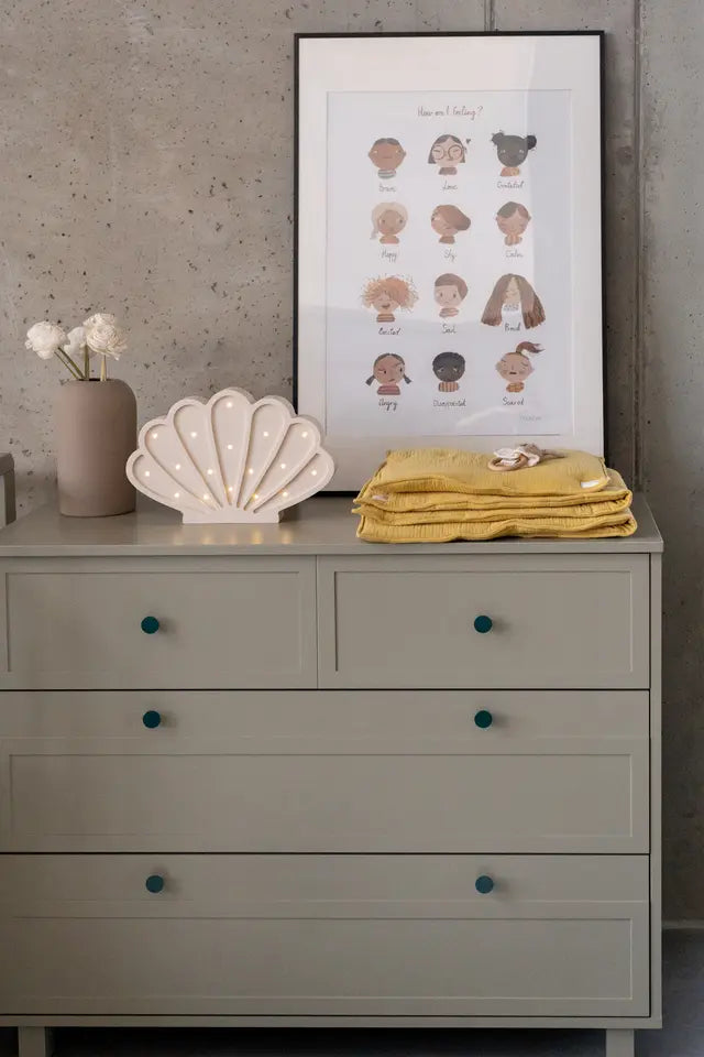 Wood Luck Design - Vintage - kommode med 3 skuffer – eucalyptus