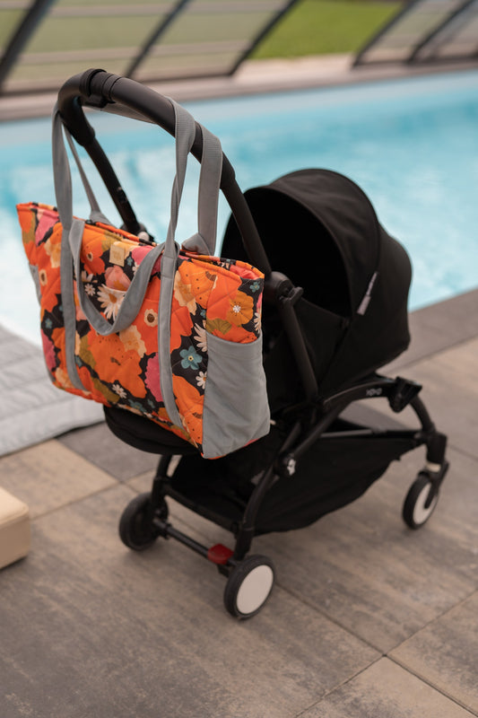 Mom / Weekender Bag - Picnic With Flowers