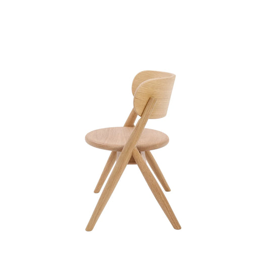 Curve Lab – Lille stol – Eg