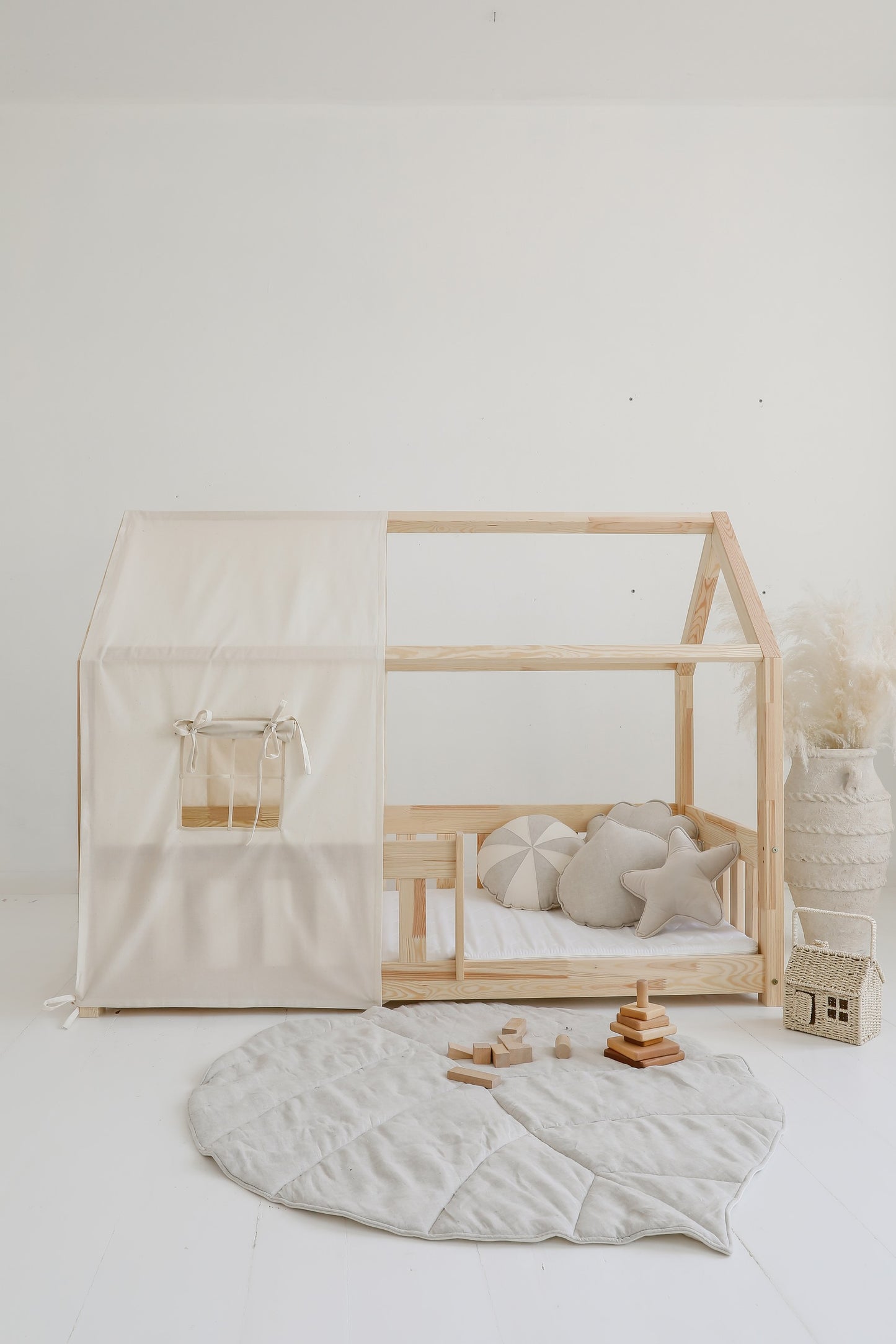 Organic Cotton and Linen Leaf Playmat - Sand