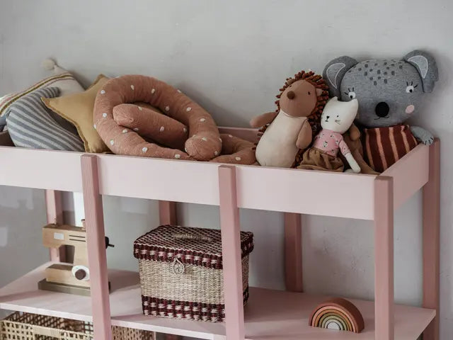Wood Luck Design - Tweens - bogreol – rosa