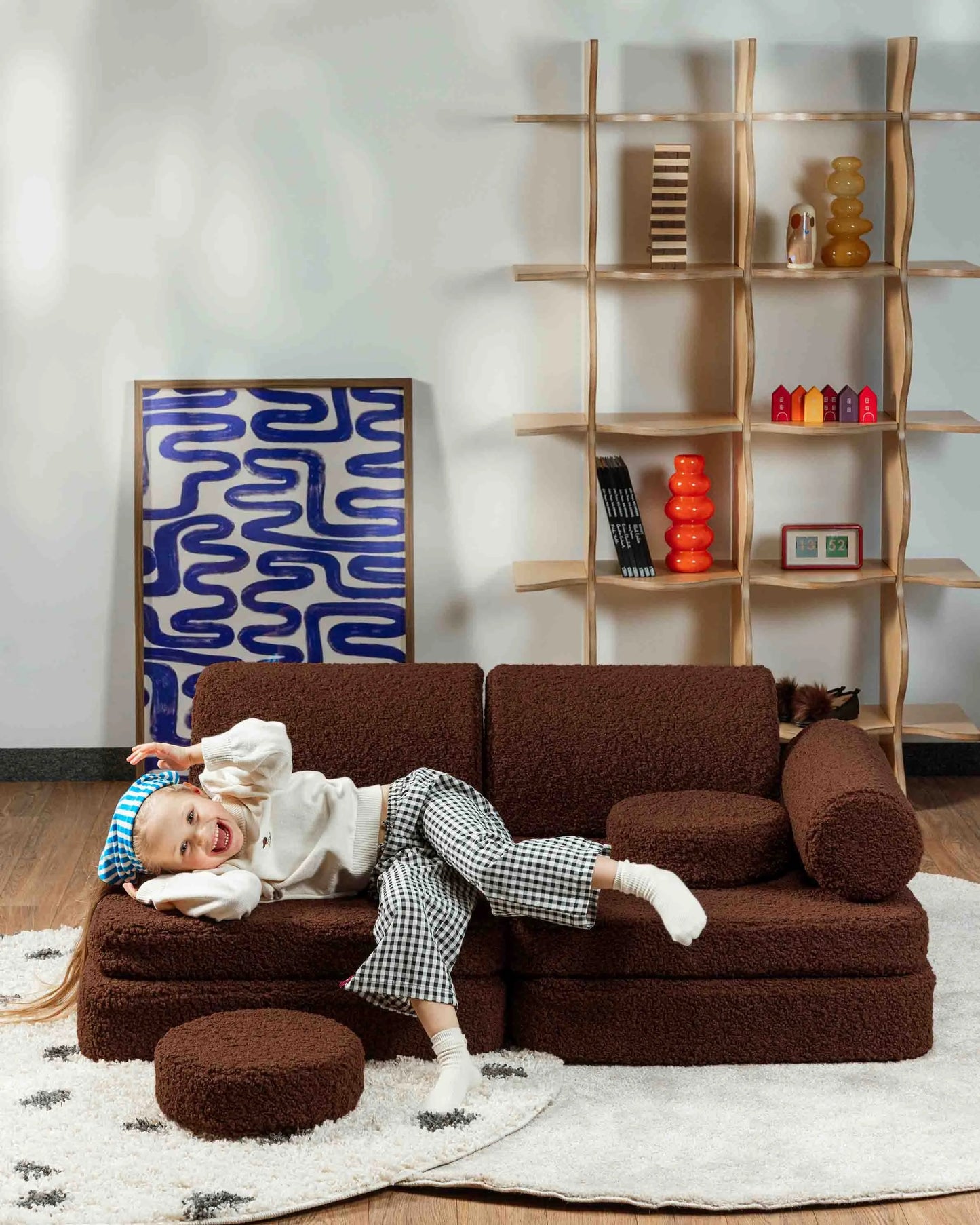 Wigiwama Legesfoa Settee - Warm Hazel
