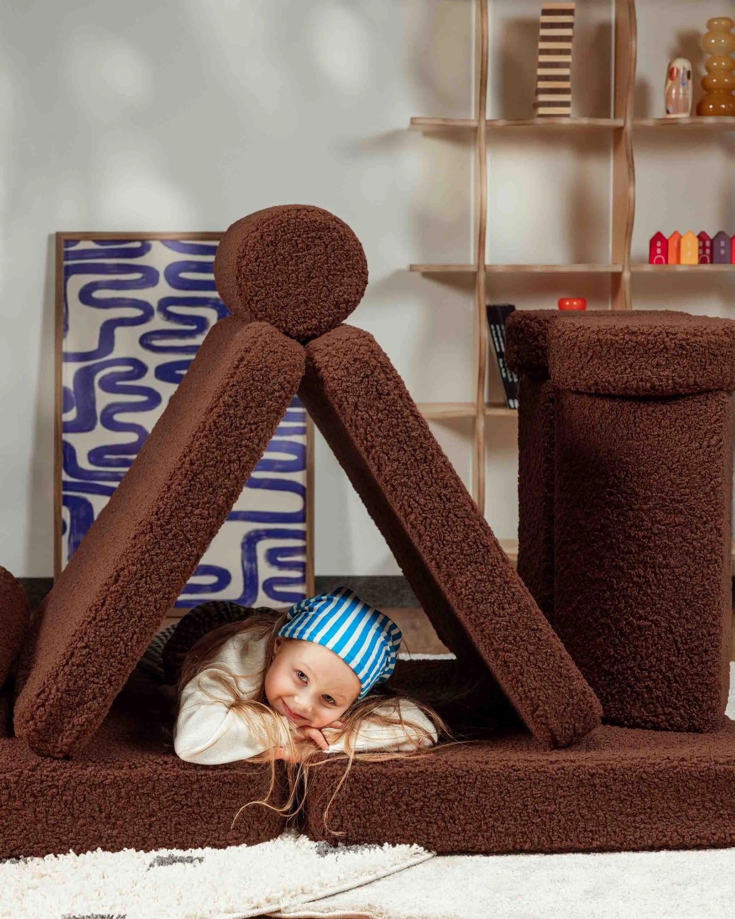 Wigiwama Legesfoa Settee - Warm Hazel
