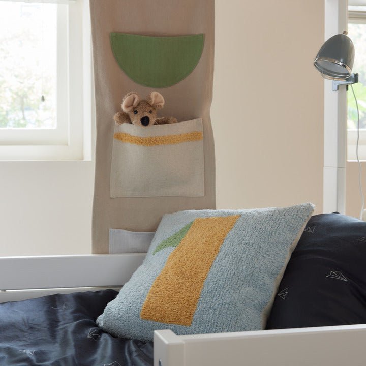 LIFETIME Kidsrooms Olympic Dreams tuftet pude med nr. 1 – 45 x 45 cm