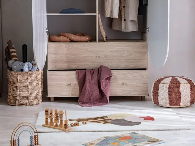 Wood Luck Design - Bloom - stort garderobeskab – cashmere