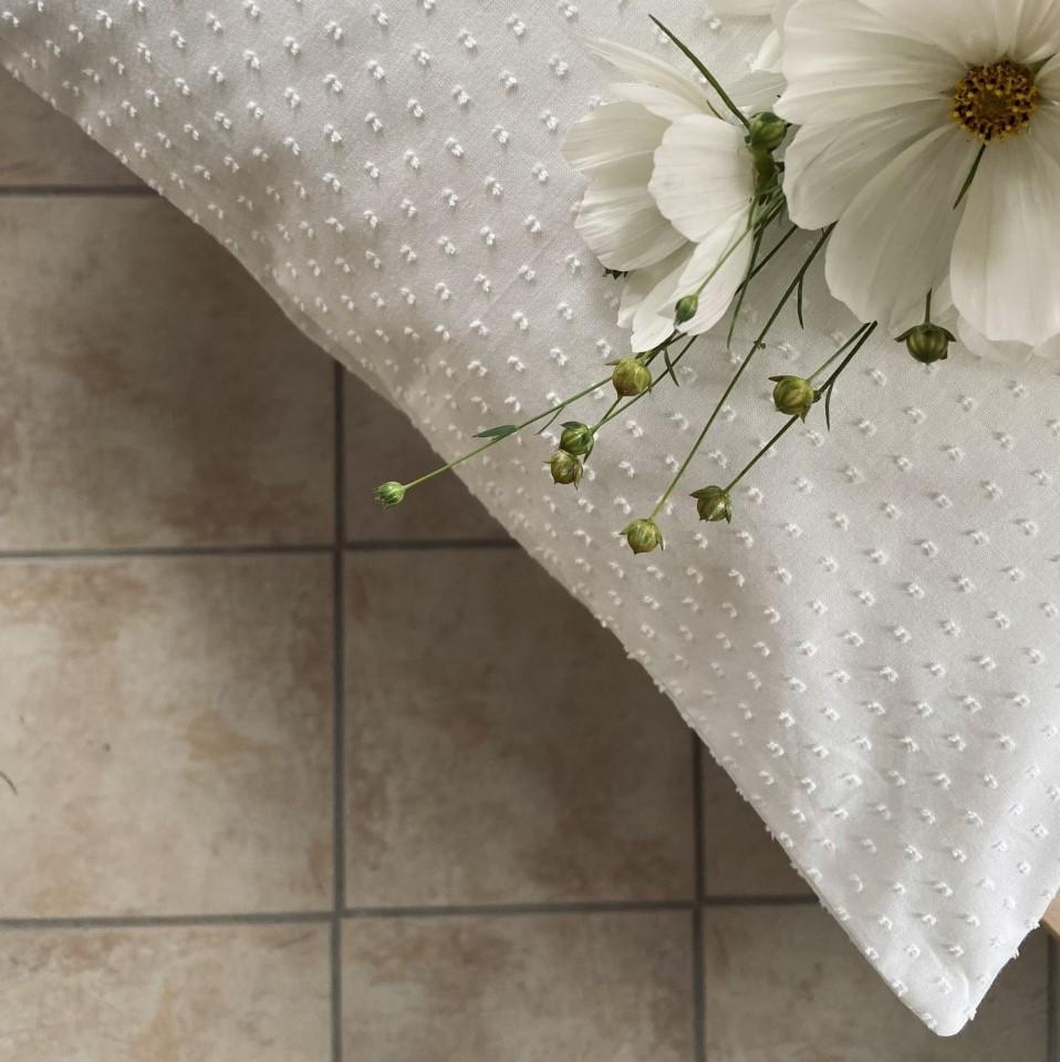 Pine Cone baby sengetøj – Ellie